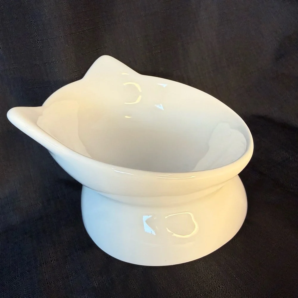 Park Life Design Matching White Cat Ceramic Bowl Set - 1 1/2 Cup Each.